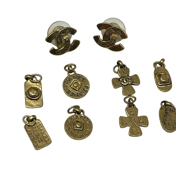 CHANEL Vintage AUTH Earrings Coco CC Logo GP Gold 4 pairs Charm Cross Swing - Picture 2 of 9
